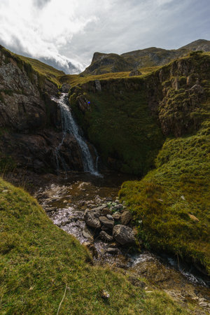 Wool, Weirs and Water Power: Navigating the Industrial History of Yorkshire